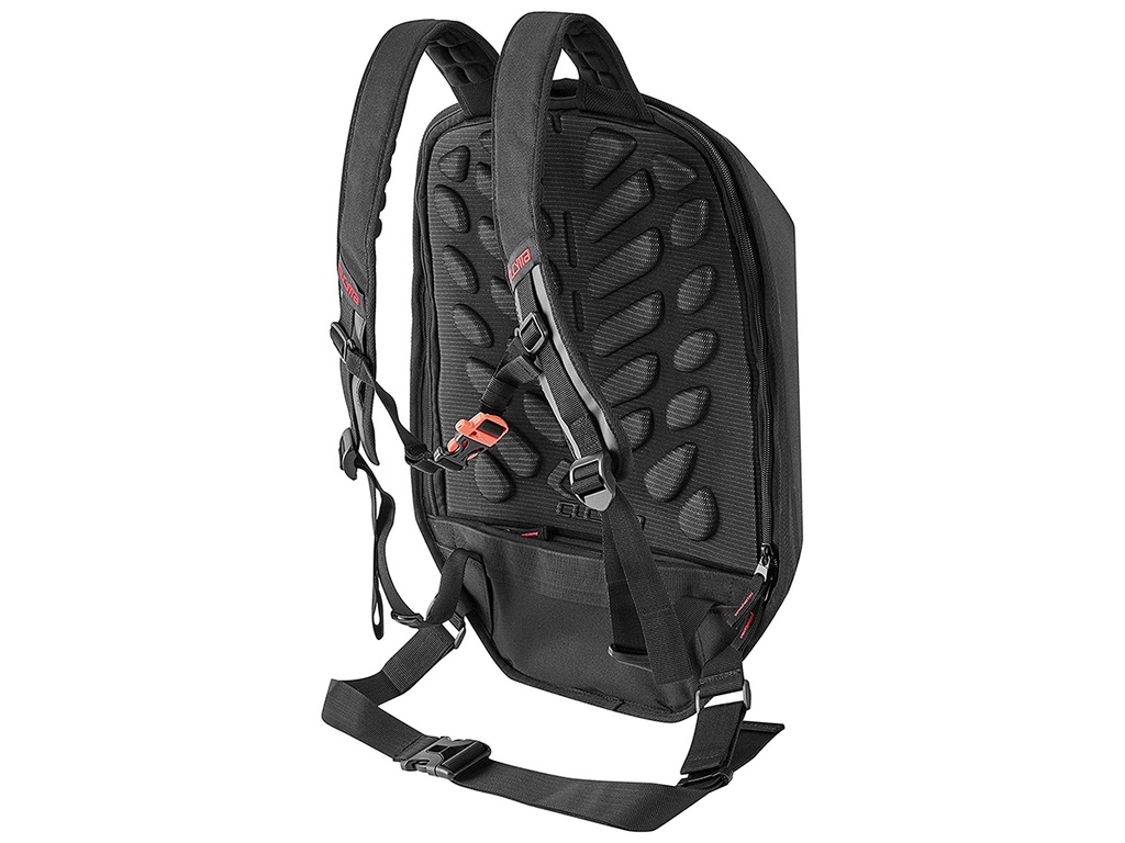 MOCHILA RIGIDA PARA MOTOCICLISTA 69*67*55cm 30LT.